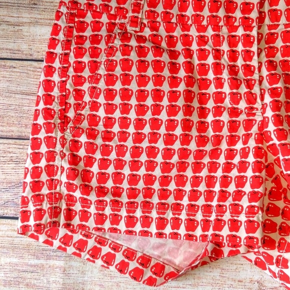 3/$20 J. Crew Red Delicious Apple Print Shorts - Picture 4 of 7